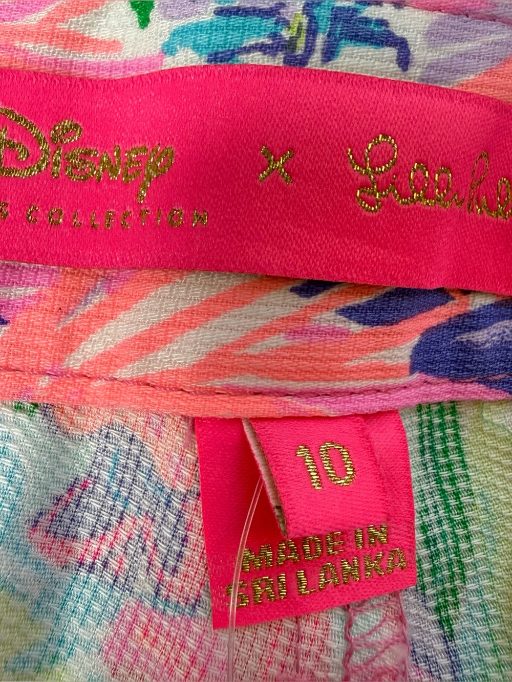NWT Lilly Pulitzer Disney Dreamin Callaha Shorts Sz 10 Minnie Daisy Duck Flora - Picture 10 of 16